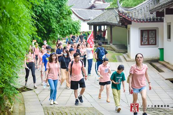 //808qianbao.net/__local/C/C8/95/C455872FE7CCE9091E604D073D8_B649DC22_D693F.jpg